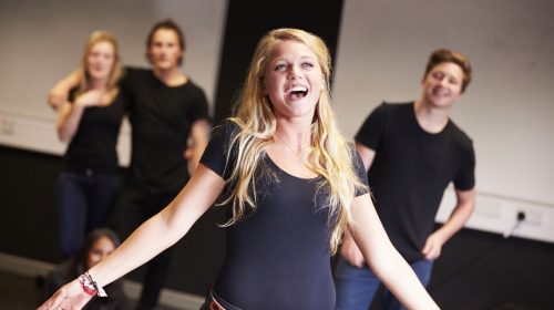 How to get an A in Drama at High School. Kids practice for school musical